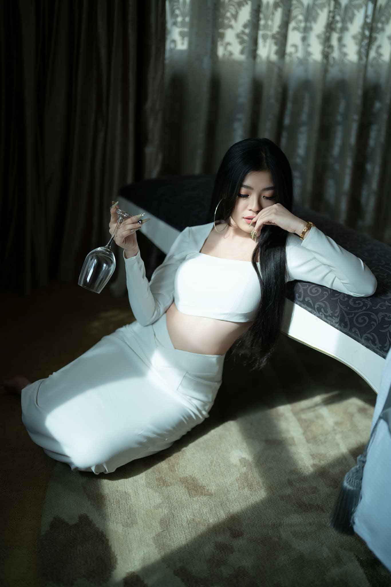 เปิดประวัติ มีน Mean Tk สาวสวยเน็ตไอดอล สายปาร์ตี้ งานดีเซ็กซี่ตัวท็อป 6
