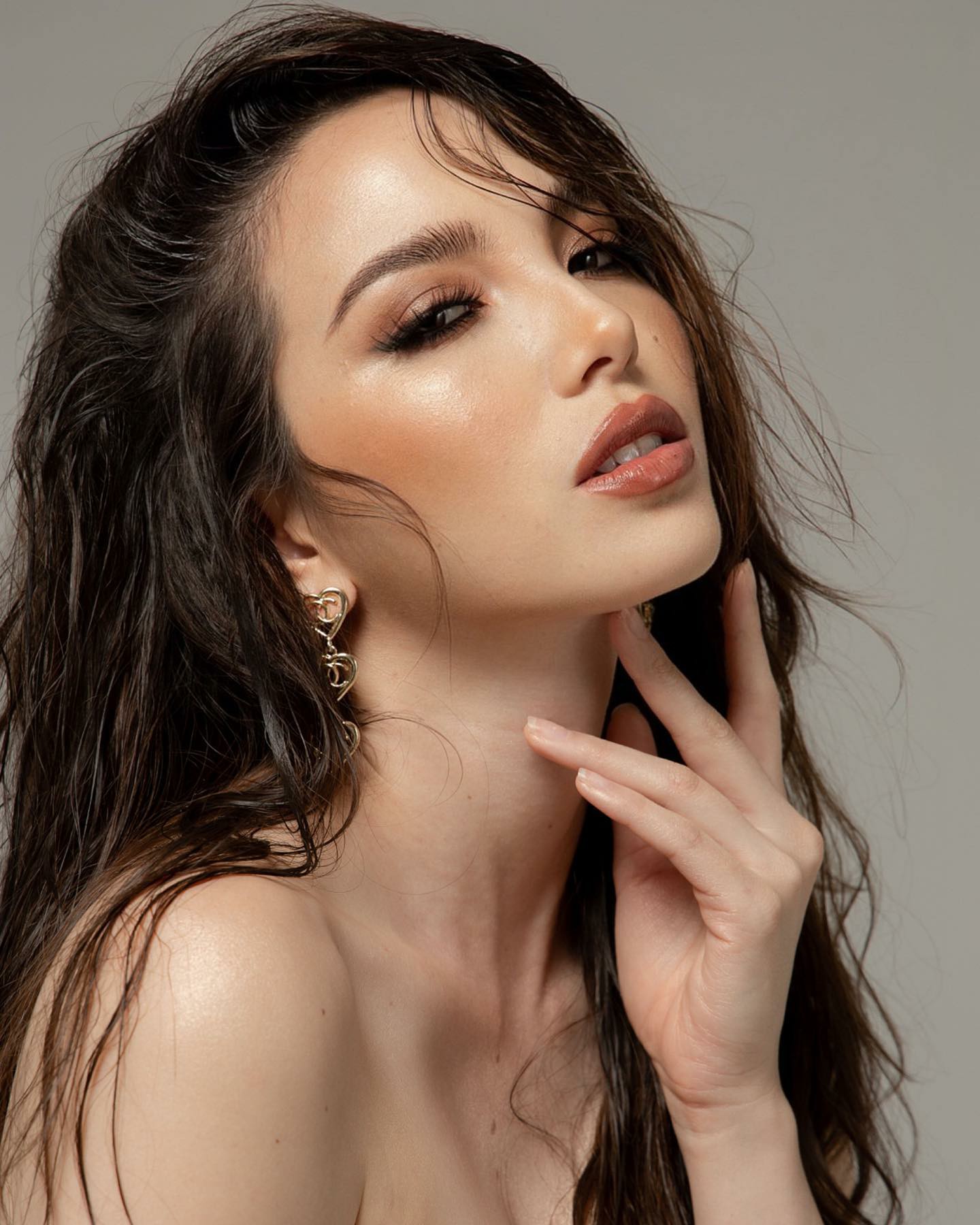 เปิดประวัติ เทียร์ ลี่ Tia Tavee นักแสดง นางแบบ สาวสวย หุ่นแซ่บๆ เซ็กซี่ 10