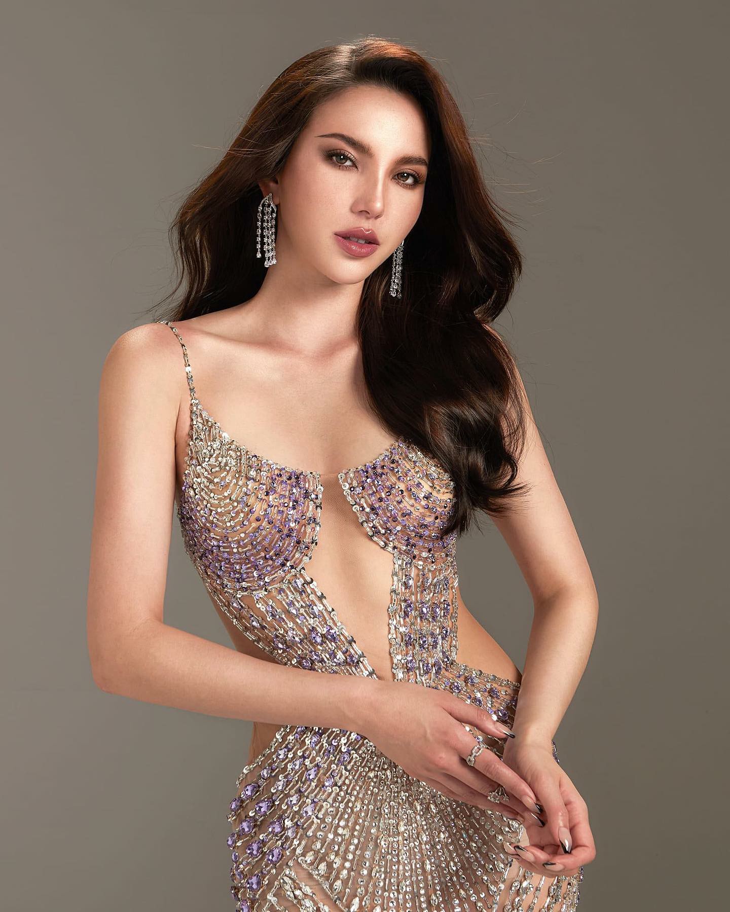 เปิดประวัติ เทียร์ ลี่ Tia Tavee นักแสดง นางแบบ สาวสวย หุ่นแซ่บๆ เซ็กซี่ 25